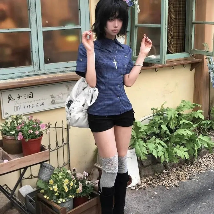 Chemise décontractée à carreaux vintage Chic Dollette à manches courtes Haut d'été japonais années 2000 Chemise irrégulière rétro américaine années 90
