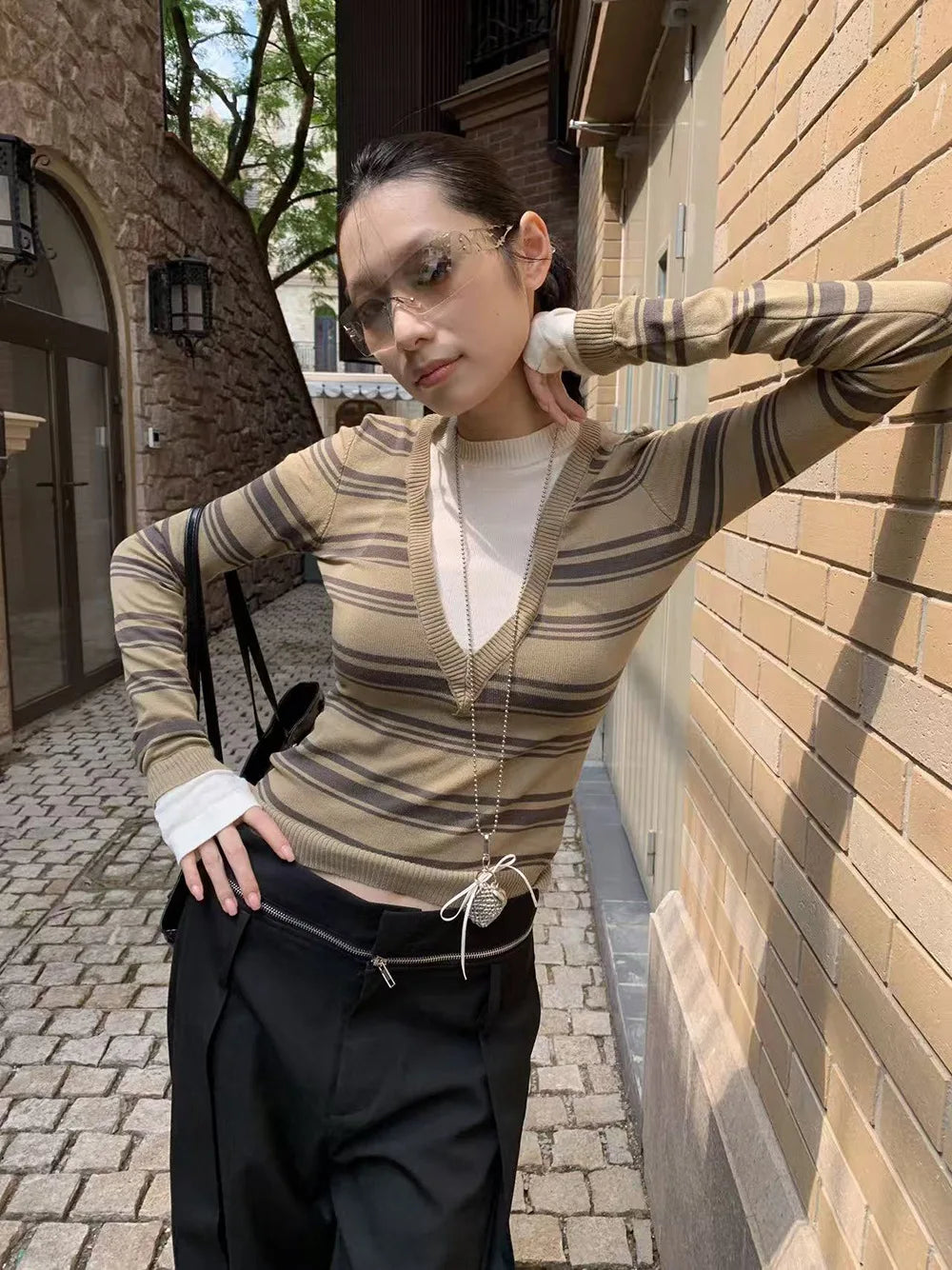 Schickes Dollette Gestreiftes Fake Two Piece T-Shirt Langarm Koreanische Mode Office Lady Strickoberteil Herbst T-Shirts Damen Kleidung