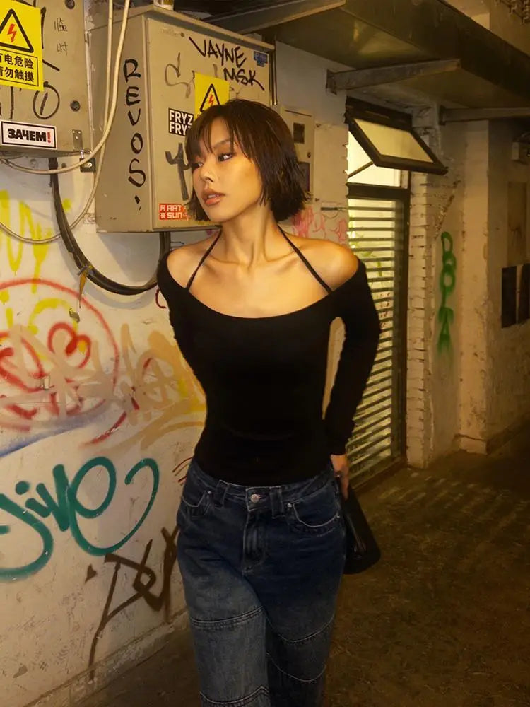 Haut court noir à manches longues de style américain rétro années 90, chic et ajusté, streetwear vintage pour femme
