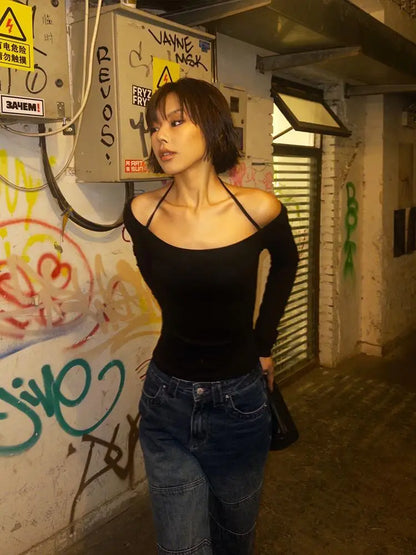 Haut court noir à manches longues de style américain rétro années 90, chic et ajusté, streetwear vintage pour femme