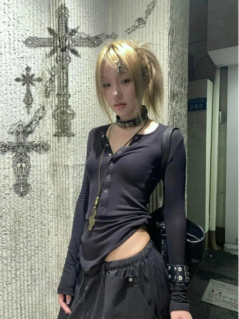 Chic Dollette Japanisches T-Shirt Langarm Button Schwarz Tee Top Streetwear American Retro 90er Crop Top Basic T-Shirts