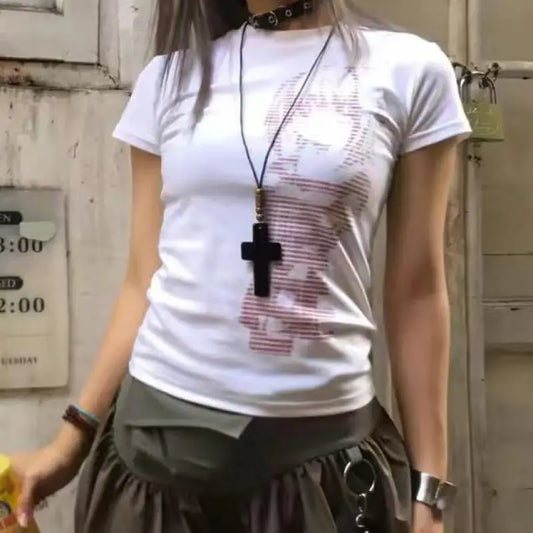 T-shirt graphique Chic Dollette Hotsweet Vêtements gothiques Moulant Col rond Manches courtes Vêtements années 2000 Mode coréenne Vêtements féminins Chic
