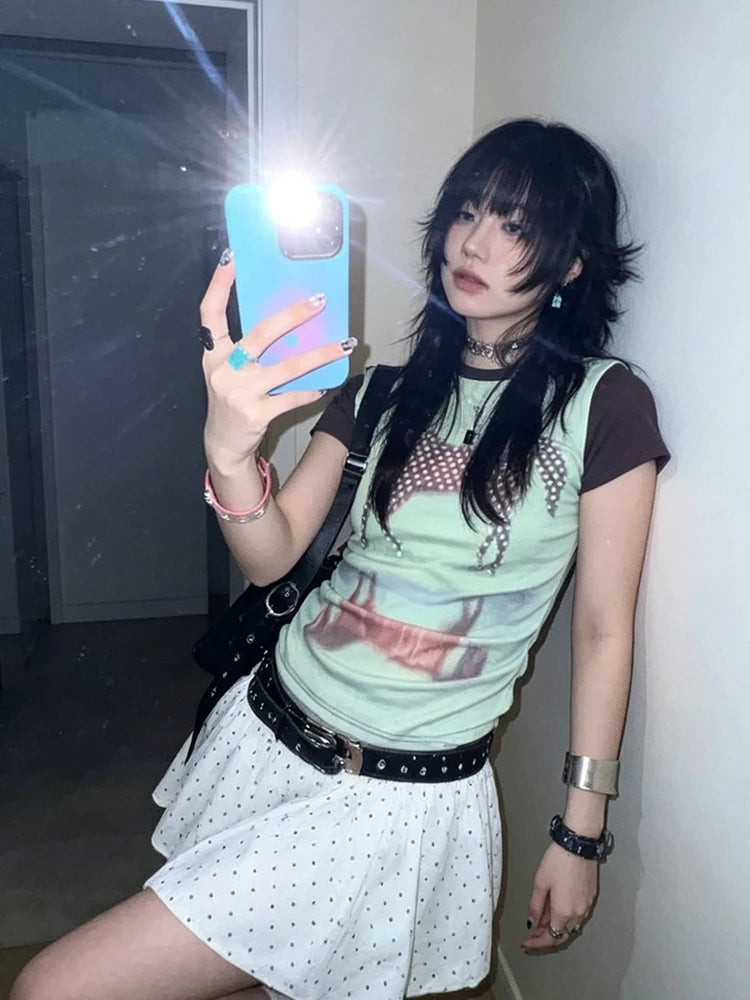 Chic Dollette Print T Shirt Women Short Sleeve Aesthetic 2000s Crop Tops American Retro 90s Graphic Tops Streetwear