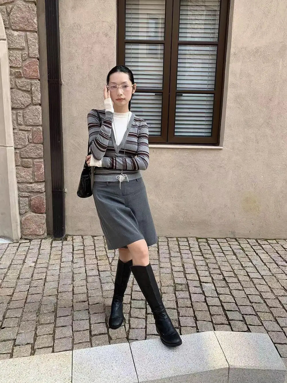 Schickes Dollette Gestreiftes Fake Two Piece T-Shirt Langarm Koreanische Mode Office Lady Strickoberteil Herbst T-Shirts Damen Kleidung