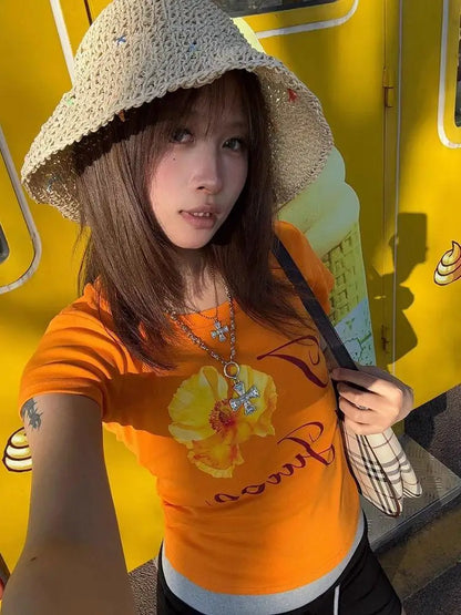 Schicke Dollette Floral Graphic T-Shirts Orange Kurzarm Koreanische Mode 2000er Kleidung Hotsweet Slim T-Shirts Damenbekleidung Chic