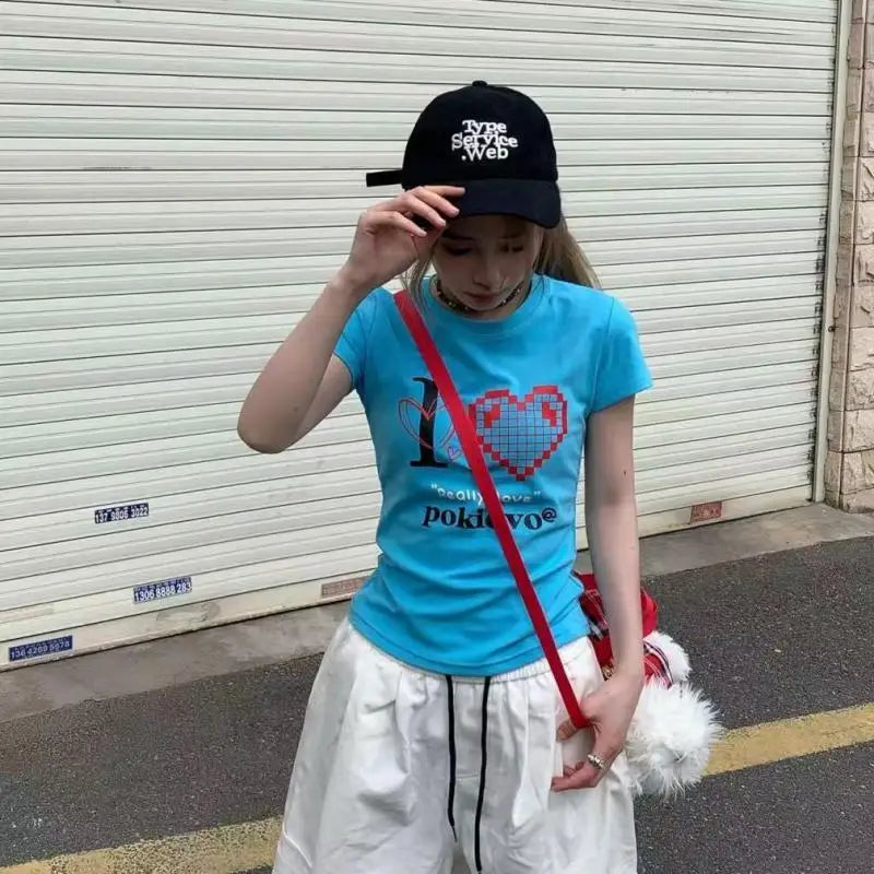 T-shirt Chic Dollette Américain Rétro Col Rond Coupe Slim Motifs Graphiques Vêtements Années 2000 Mode Coréenne Femme Haut Décontracté Manches Courtes