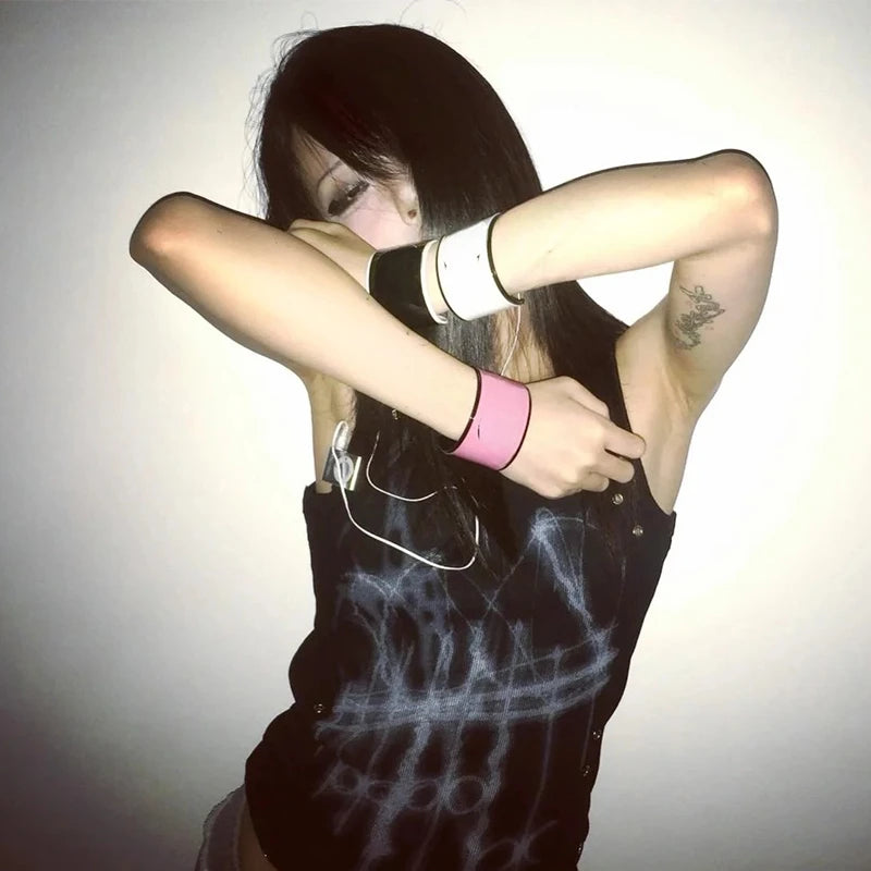 Chic Dollette Gothic Print Tanktop Broken Black Vintage Grunge Top Streetwear 2000er Jahre Japanisches ärmelloses T-Shirt