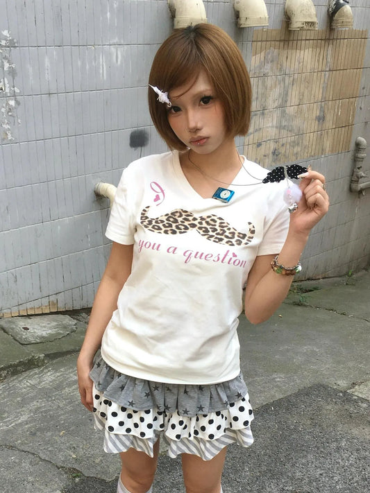 Chic Dollette  vintage T Shirt Women Short Sleeve Leopard-print Mustache Graphic Tops 2000s Aesthetic Crop Tops American Retro