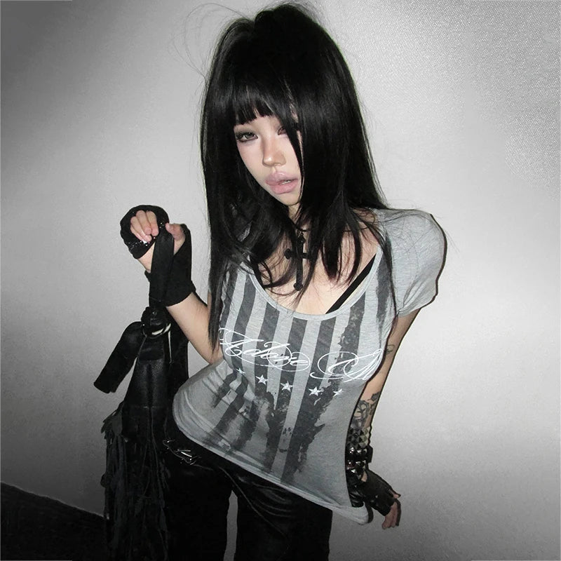 Chic Dollette Striped Letter Print T-shirt Grunge Aesthetics Short Sleeve Tee Shirt Vintage Punk Streetwear American Retro