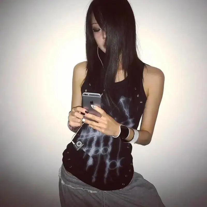 Chic Dollette Gothic Print Tanktop Broken Black Vintage Grunge Top Streetwear 2000er Jahre Japanisches ärmelloses T-Shirt