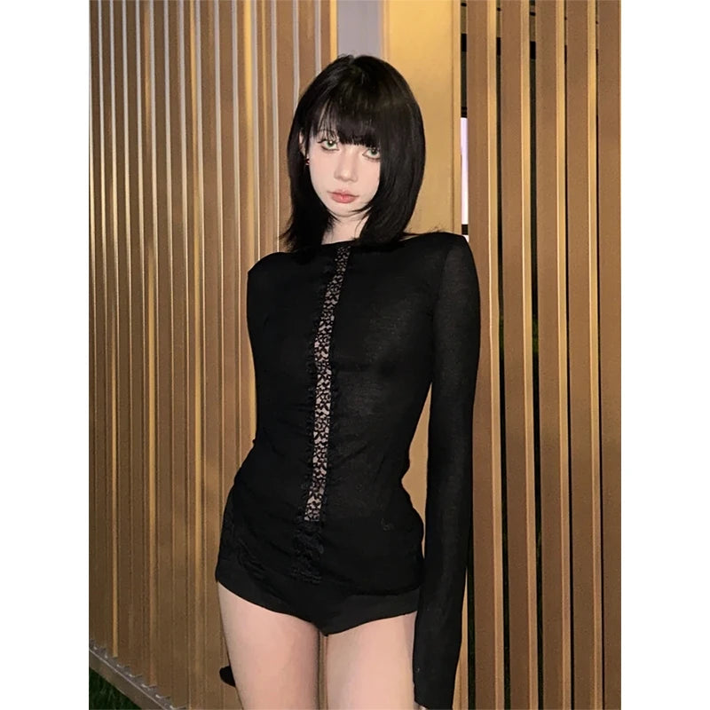 Chic Dollette Japanisches T-Shirt Unregelmäßiges Hollow Out Skinny Print Crop Top Patchwork Spitze T-Shirt Streetwear T-Shirts Grunge