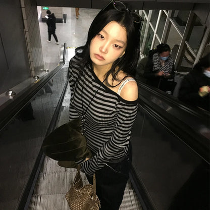 Chic Dollette T-shirt japonais à manches longues, débardeur court rayé à épaules dénudées, style grunge années 2000, streetwear