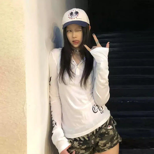 Chic Dollette T-shirt Rétro Américain à Capuche Imprimé Graphique Top Vintage Streetwear Japonais Années 2000 Grunge Top E-girls