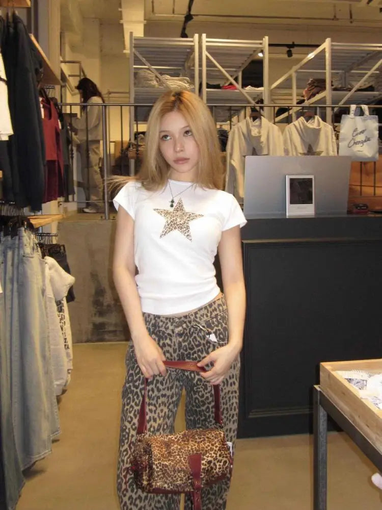 Chic Dollette Hotsweet Grafik T-Shirts Leopard Stern Muster Kurzarm 2000er Kleidung Skinny Chic T-Shirts Korean Fashion Top