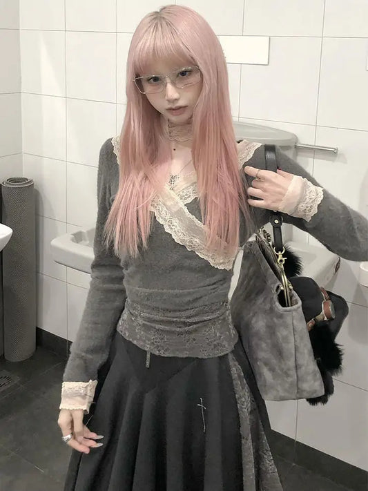 T-shirt japonais Chic Dollette Col en V Patchwork Dentelle Top Streetwear Vintage Style Coréen T-shirts Skinny Automne