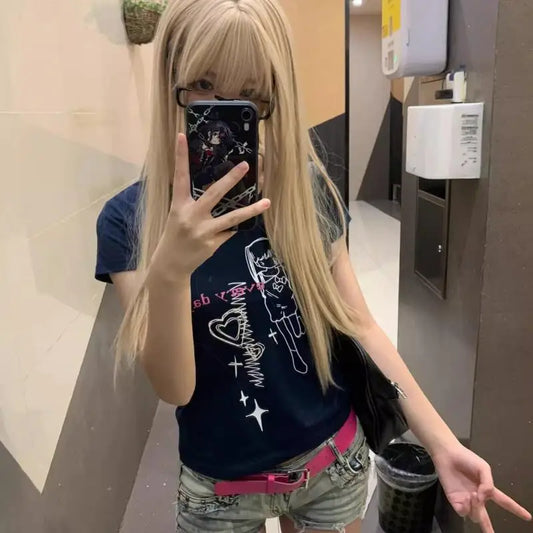 Haut gothique Chic Dollette T-shirts graphiques bleu marine Années 2000 Imprimé Dessin animé T-shirts moulants Style coréen Vêtements pour femmes Chic