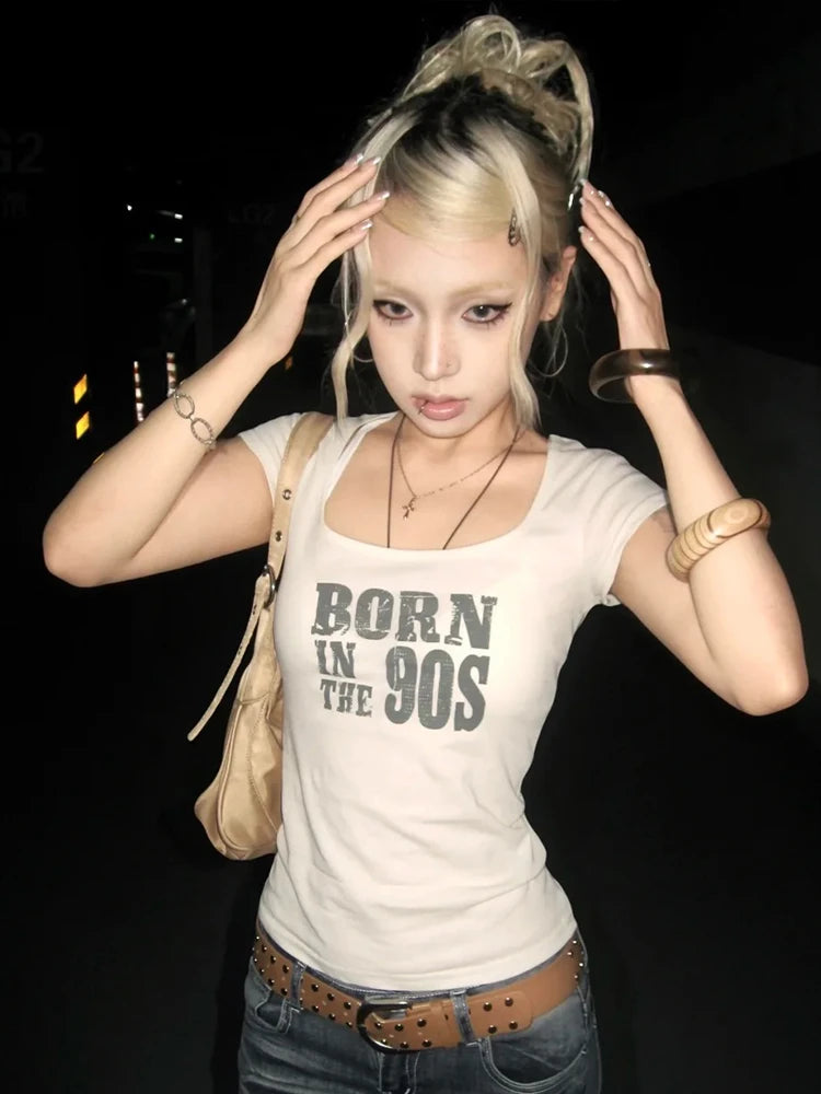 Chic Dollete 90s Short Sleeve Tee T