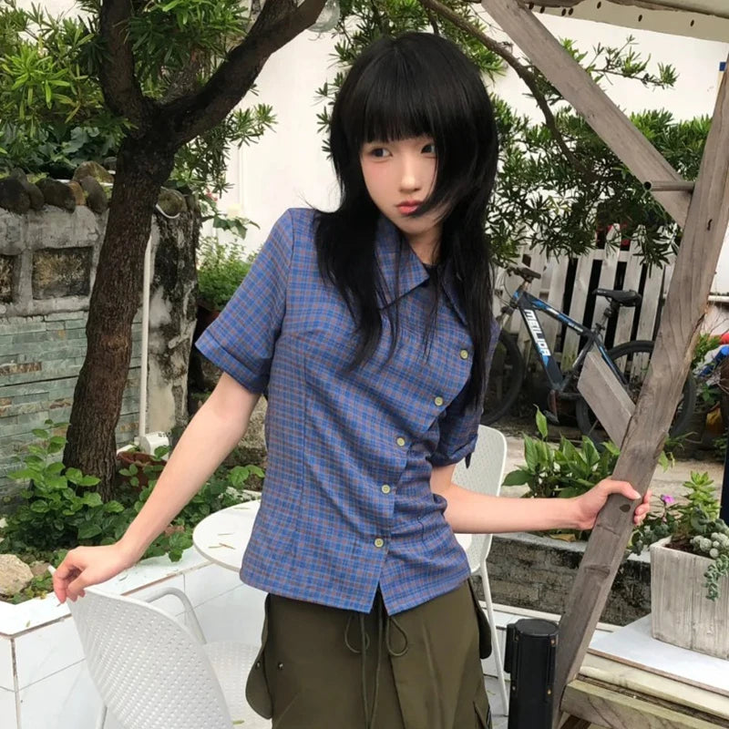 Chic Dollette Chemise Vintage Manches Courtes Irrégulière Décontractée à Carreaux Années 2000 Japonaise Été T-shirt E-girls Streetwear