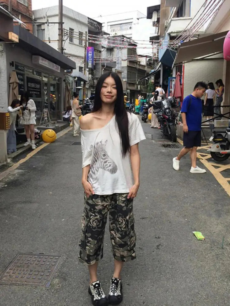 Chic Dollette V-Ausschnitt Zebra-Grafik T-Shirts Damen Kleidung Kurzarm Koreanische Mode 2000er Jahre Kleidung Sommer Top T-Shirts Weiblich Chic