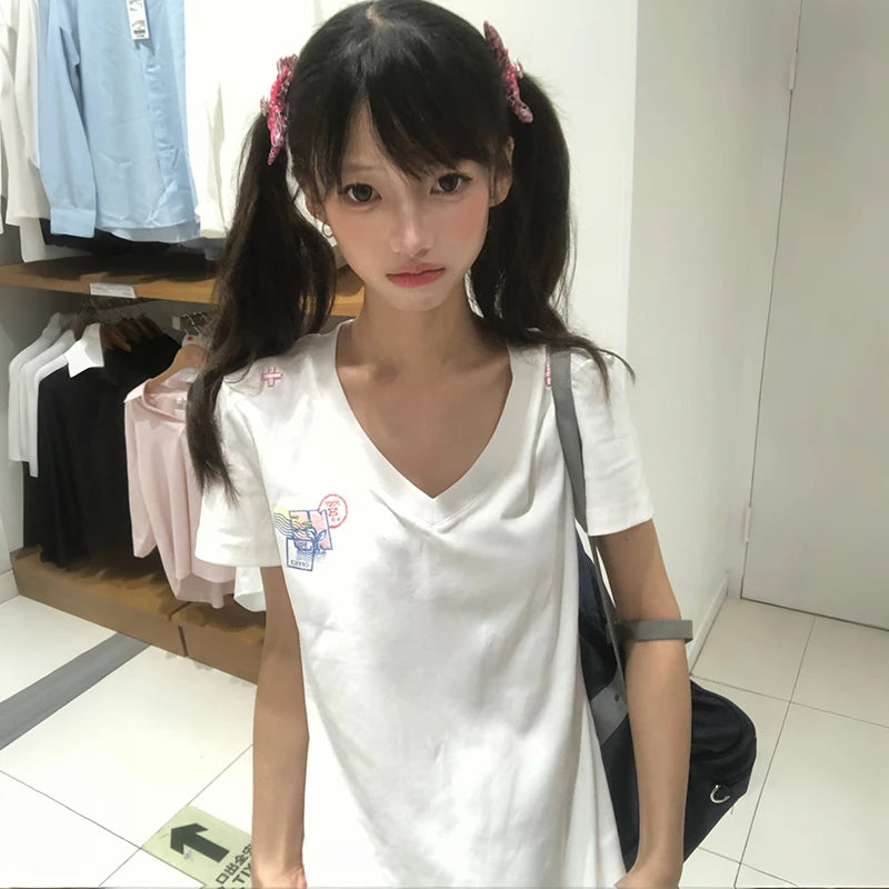 Chic Dollette V-neck Embroidered Short Sleeve