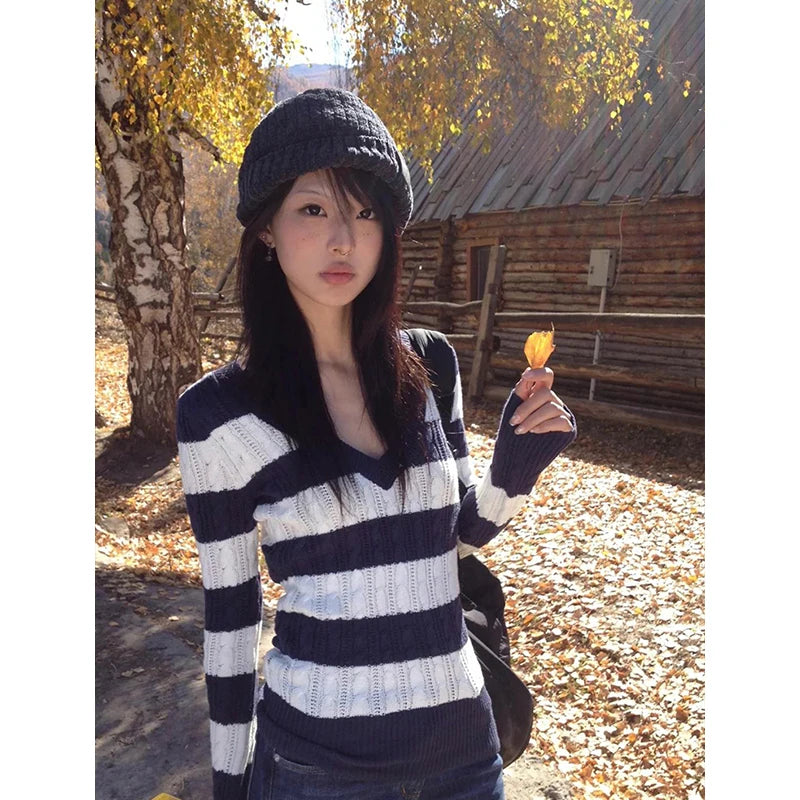 Chic Dollette Japanischer Pullover Gestreifter V-Ausschnitt Strickpullover Streetwear Koreanischer Stil Warmes Oberteil Herbst Winter 2000er Mode