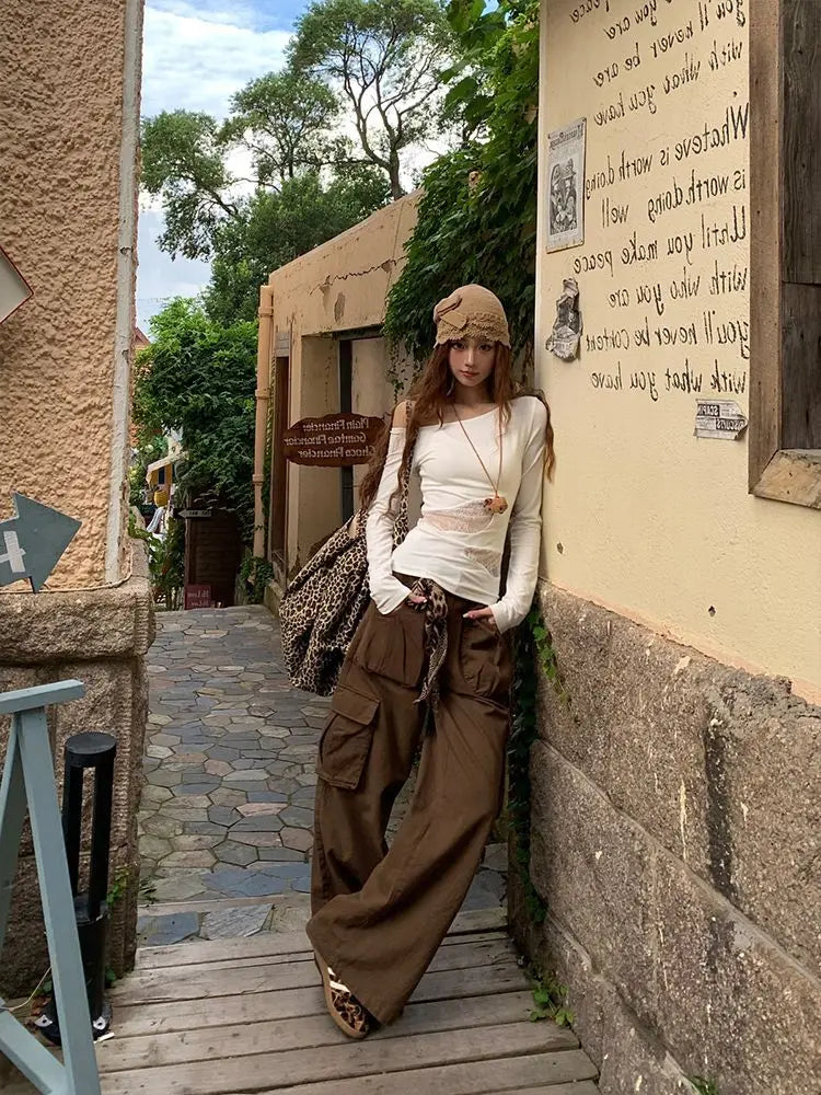 Schickes Dollette Hotsweet Asymmetrisches Langarm-T-Shirt mit schrägem Kragen, schmal geschnitten, Spitze, Hohl-Top, 2000er-Kleidung, koreanische Mode