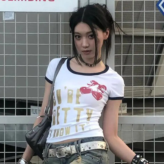 T-shirt femme Chic Dollette Streetwear Imprimé graphique Manches courtes Haut d'été Tendance coréenne Slim Années 2000