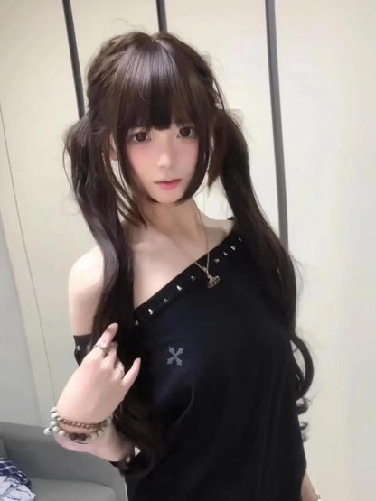 Chic Dollette Black Rivet Off Shoulder Grafik T-Shirts Kurzarm Japan Style 2000er Kleidung Loose Goth Tees Damenbekleidung