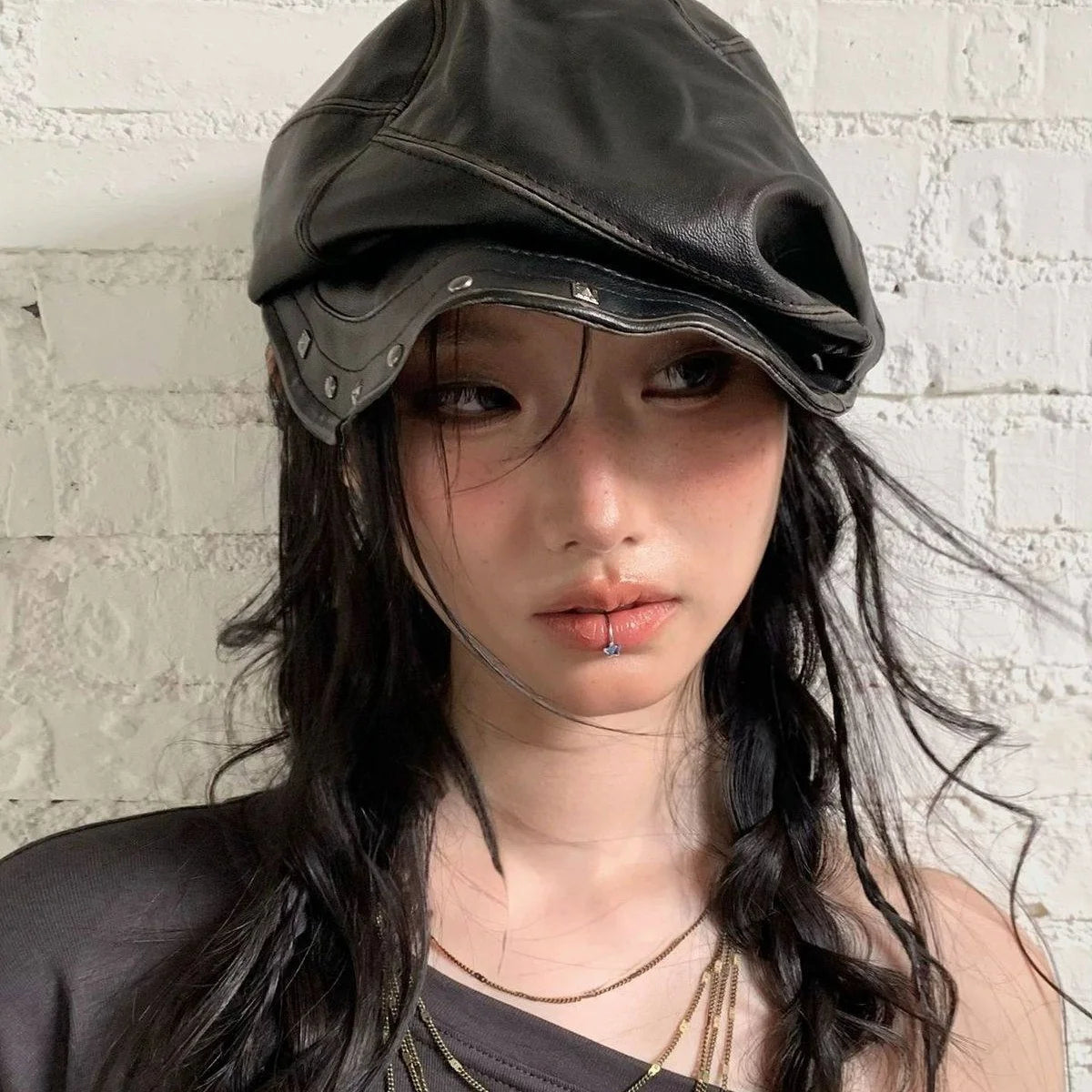 Chic Dollette Rivet Punk Leather Beret