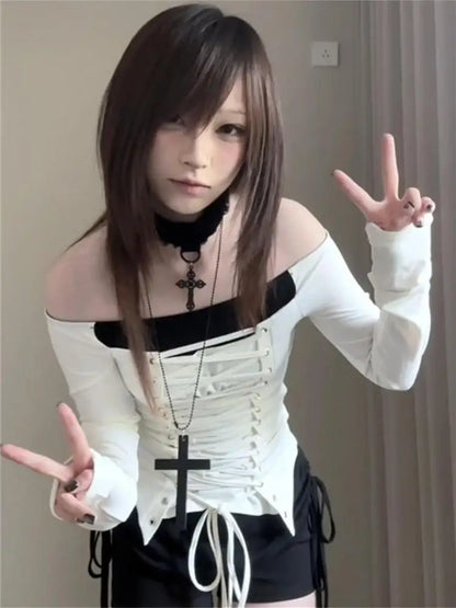 Chic Dollette Hotsweet Langarm Schnür-Slim Damenbekleidung Fake Zweiteiliges Top 2000er Kleidung Slash Neck Korean Fashion Tees
