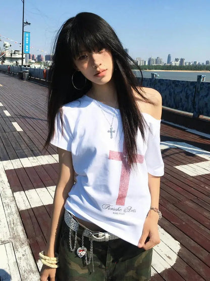 Schicke Dollette Gothic Schräger Kragen Grafik-T-Shirts Kurzarm Koreanische Mode Sommer Oberteile Damenbekleidung 2000er Kleidung