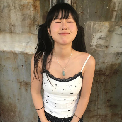 Chic Dollette Vintage Tanktop Ärmelloses Skinny Print Crop Top Streetwear Sommer 2000er Japanisches Neckholder Top Grunge E-Girls