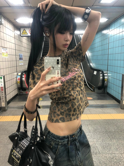 Chic Dollette Leopard Print Short Sleeve