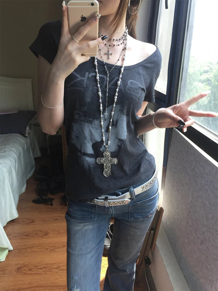 Chic Dollette Amerikanisches Retro T-Shirt Elastisches Kurzarm-Print Grafik-Top Streetwear Japanisches Grunge Top Ästhetisch